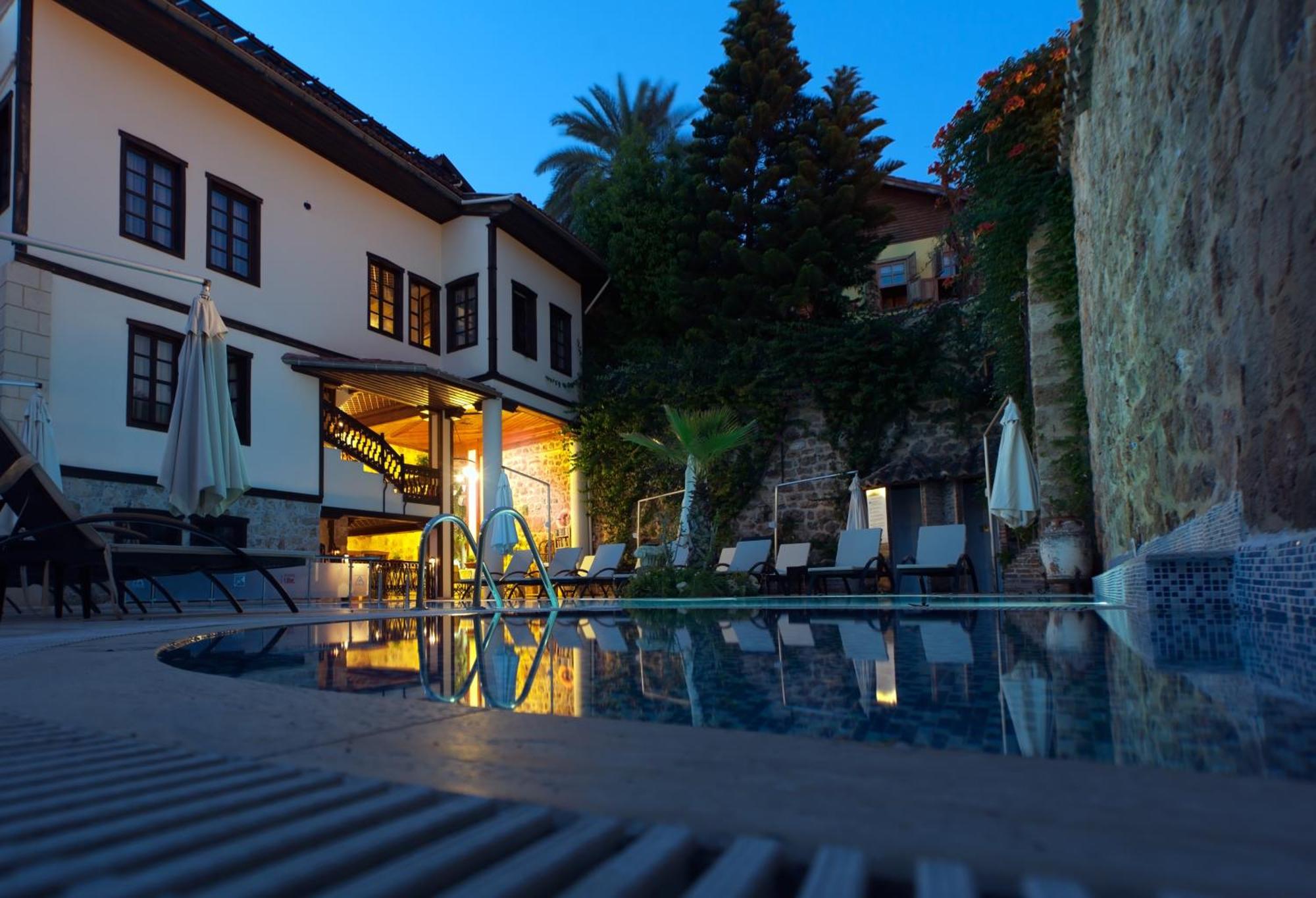 Dogan Hotel Antalya Exterior foto
